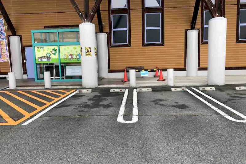 【ダイナム三重名張店ゆったり館｜割引キャンペーン実施中】キッチンカーや各種プロモーションイベントでの出店に最適なアミューズメント施設のイベントスペース