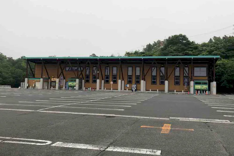 【ダイナム三重名張店ゆったり館｜割引キャンペーン実施中】キッチンカーや各種プロモーションイベントでの出店に最適なアミューズメント施設のイベントスペース