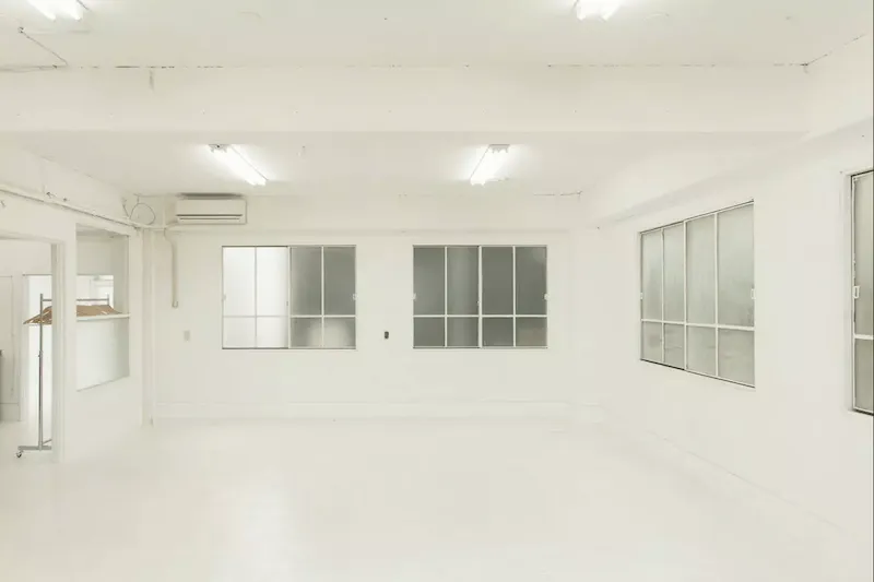 【不動前駅7分】撮影や展示会に適した大判ペルシャ絨毯のあるレンタルスペース