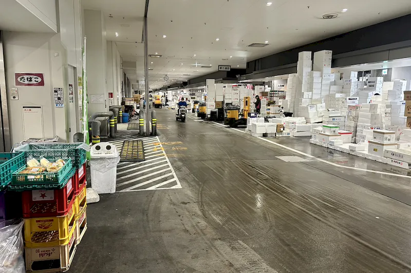 【豊洲市場内】販促・PR・食物販に最適なトラフックが多い豊洲市場の仲卸業者フロア売店前スペース