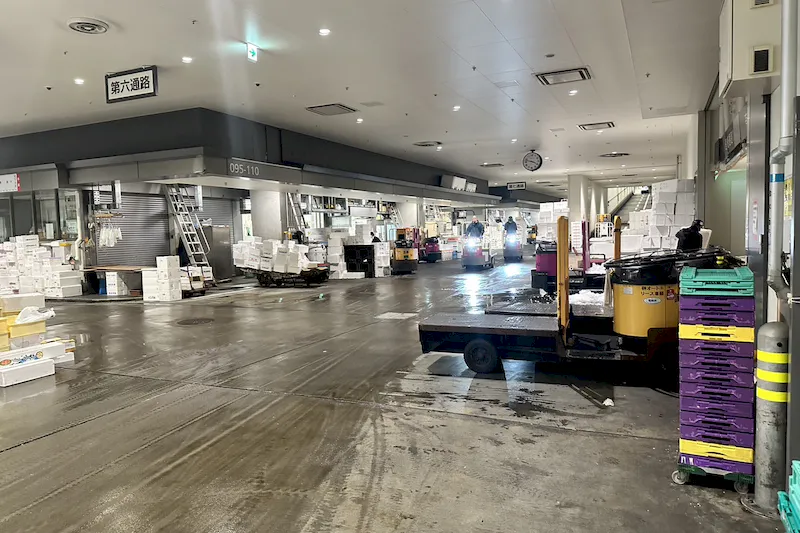【豊洲市場内】販促・PR・食物販に最適なトラフックが多い豊洲市場の仲卸業者フロア売店前スペース