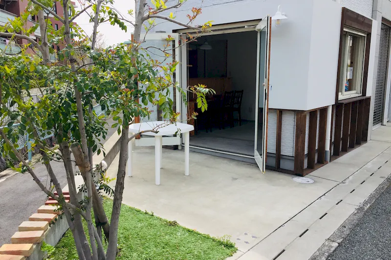 【兵庫県西宮市】展示会や撮影利用に適した居心地の良い路面イベントスペース