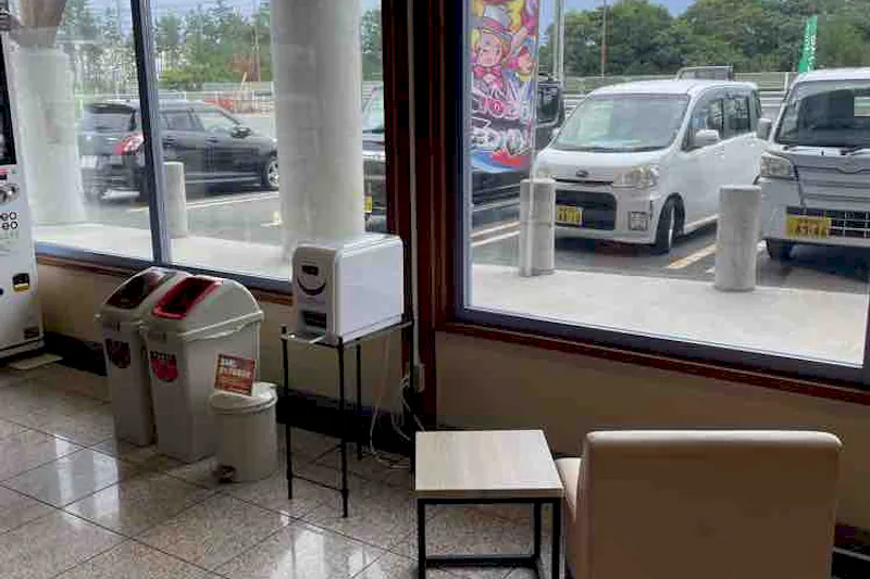 【ダイナム鳥取境港店｜割引キャンペーン実施中】プロモーションに最適なアミューズメント施設のイベントスペース（正面出入口左）