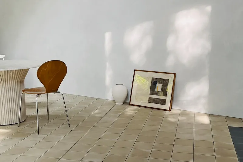 【旧軽井沢】テニスコート通り1階路面｜ジュエリー・アート展示に最適なプレミアム・ポップアップスペース