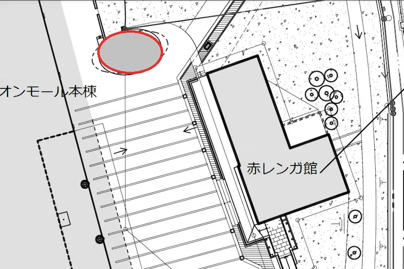 【イオンモール堺鉄砲町】1F赤レンガ広場(屋外)