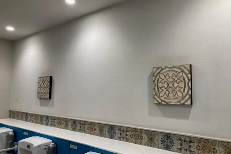 【イオンモール四條畷】全館 モール内広告（パウダールーム）