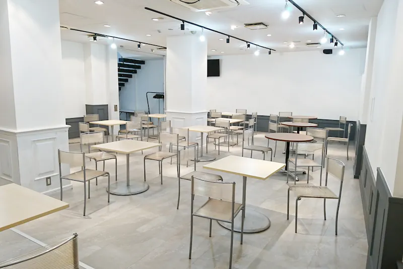 【明治神宮前(原宿)駅1分】ラフォーレ原宿裏通りの好立地！展示会、ポップアップ、チェキ会、控室などに最適です。