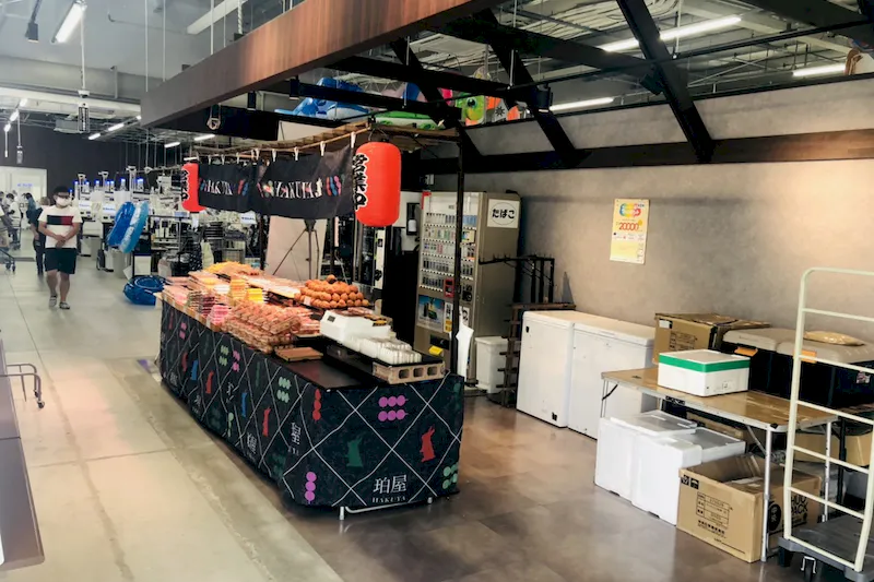 【メガセンタートライアル上熊本店】フードコート付近イベントスペース※【電源なし】（※NG業種有）
