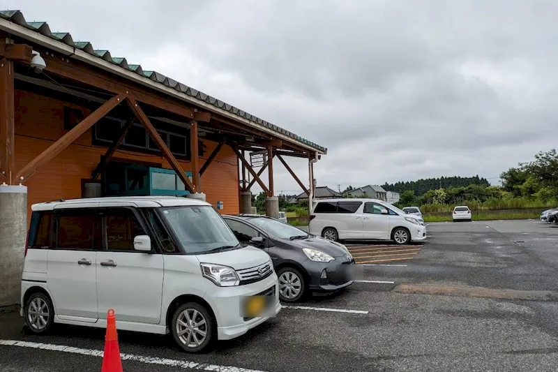 【ダイナム八街店｜割引キャンペーン実施中】キッチンカー出店やプロモーションイベントに最適なアミューズメント施設のイベントスペース（②カスミ側）