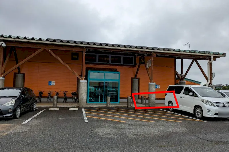 【ダイナム八街店｜割引キャンペーン実施中】キッチンカー出店やプロモーションイベントに最適なアミューズメント施設のイベントスペース（②カスミ側）
