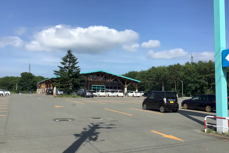 【ダイナムむつ店｜割引キャンペーン実施中】キッチンカーやプロモーションに最適なアミューズメント施設のイベントスペース(店舗出入り口横）
