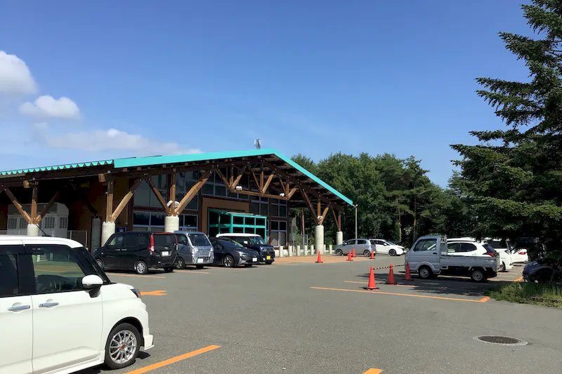 【ダイナムむつ店｜割引キャンペーン実施中】キッチンカーやプロモーションに最適なアミューズメント施設のイベントスペース(店舗出入り口横）