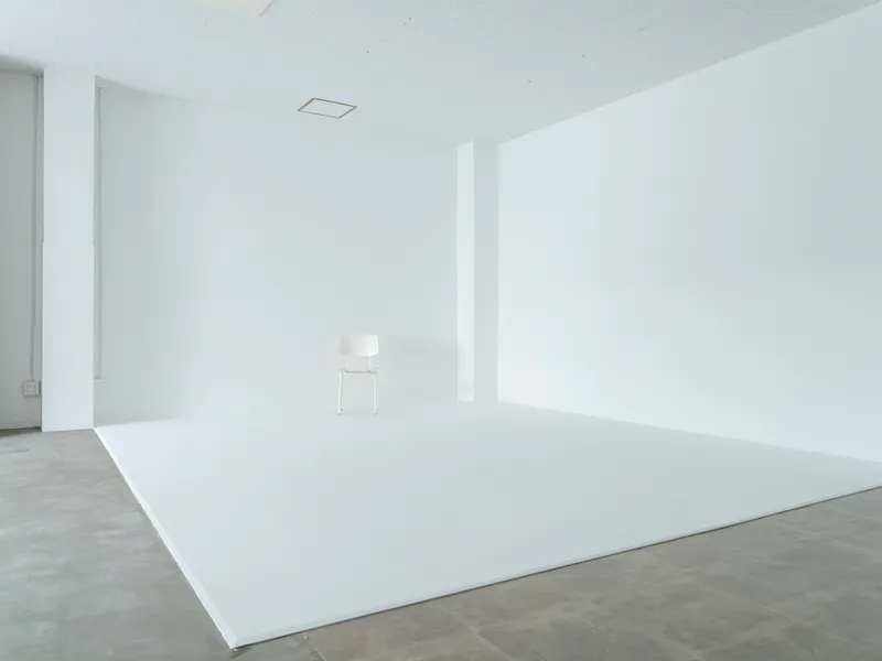 白壁白床エリア
