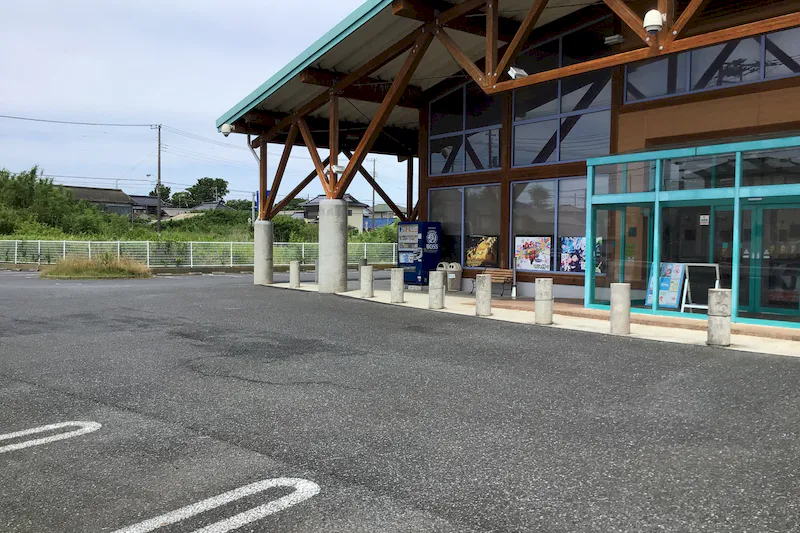 【ダイナム千葉銚子店｜割引キャンペーン実施中】キッチンカー出店やプロモーションイベントに最適なアミューズメント施設のイベントスペース①