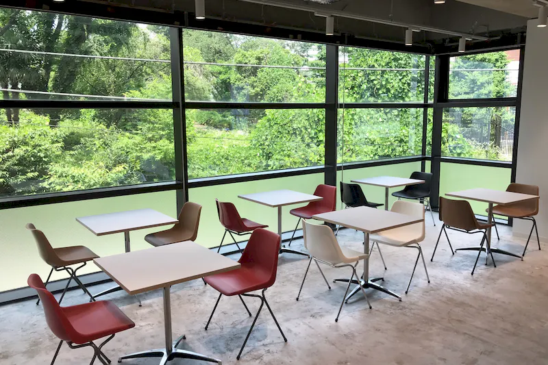 【渋谷駅7分】アパレル展示会やポップアップストアに適した豊富な什器が便利な広々イベントスペース