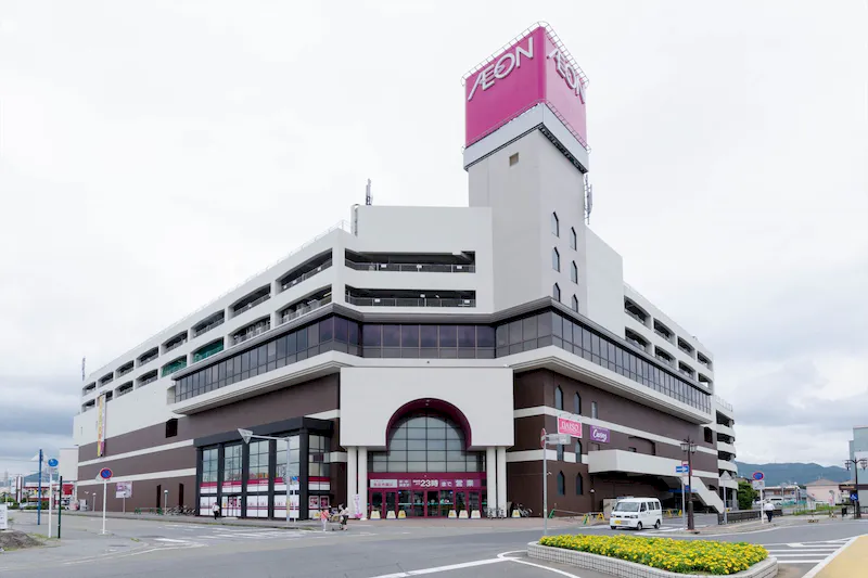 【イオン鴨川店】各種プロモーションや物販に適した地域の人々に愛される駅近ショッピングセンター内1階エスカ脇イベントスペース