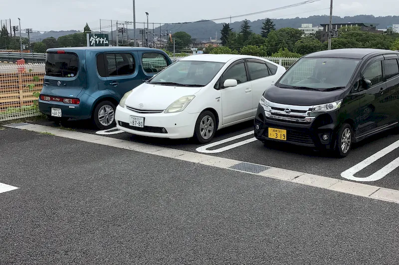 【ダイナム神奈川秦野店｜割引キャンペーン実施中】キッチンカーでの出店に最適なアミューズメント施設のイベントスペース