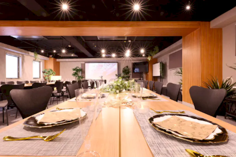 【新宿三丁目1分】会議や展示会などに最適な駅チカでアクセス抜群なイベントスペース