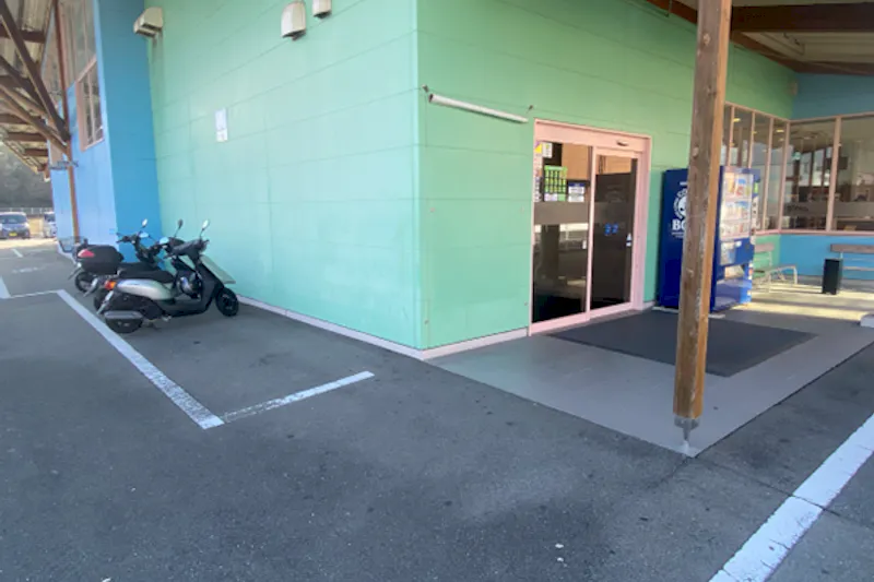 【ダイナム福岡飯塚花瀬店ゆったり館｜割引キャンペーン実施中】キッチンカー出店やプロモーションイベントに最適なアミューズメント施設のイベントスペース
