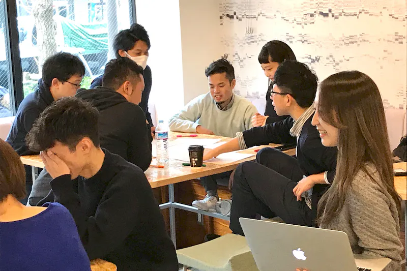 【JR新宿駅徒歩10分】キッチン・音響設備付き貸切スペース！撮影、動画配信、オフサイトMTG、懇親会、会議、勉強会などに(1F＋屋上)