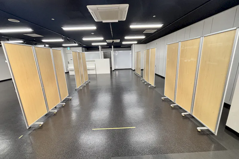 【秋葉原駅4分】展示会やポップアップストアなどの販売会に適した好立地な什器完備のイベントスペース