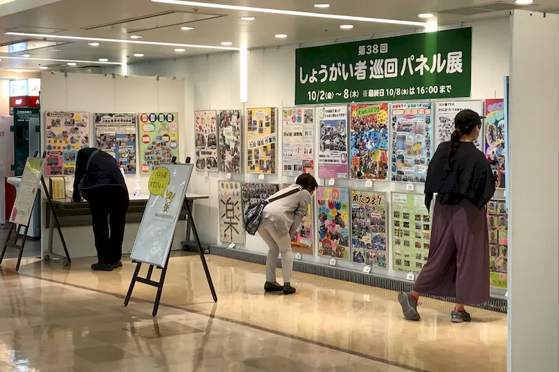 【グランデュオ蒲田】展示会やワークショップに最適な連絡通路で視認性の高いイベントスペース
