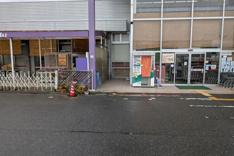 【SUNMAX松本店】プロモーション催事に最適な入口横屋外スペース