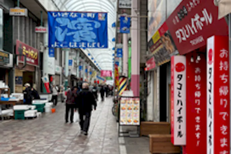 【横浜橋通商店街｜阪東橋駅5分】商店街中央の空調完備イベントスペースの画像