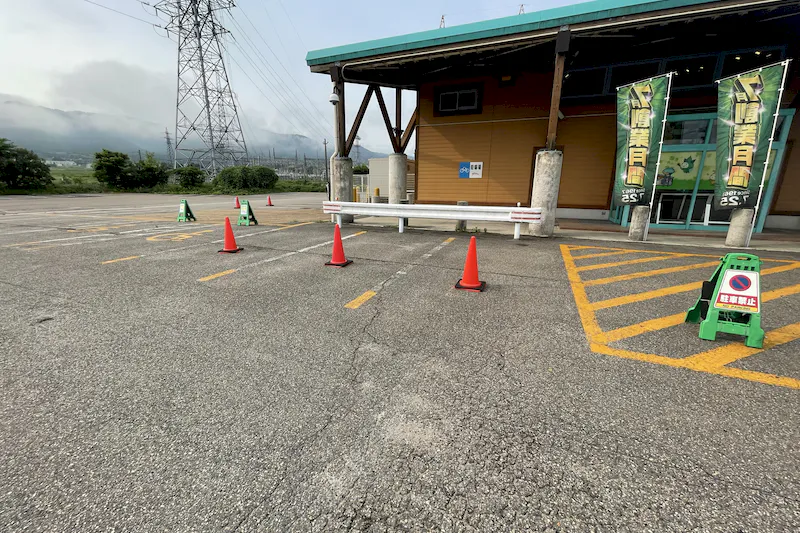 【ダイナム鹿島町店ゆったり館（石川県）｜割引キャンペーン実施中】キッチンカーやプロモーションイベントの開催に最適なアミューズメント施設のイベントスペース