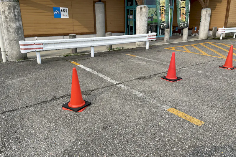 【ダイナム鹿島町店ゆったり館（石川県）｜割引キャンペーン実施中】キッチンカーやプロモーションイベントの開催に最適なアミューズメント施設のイベントスペース