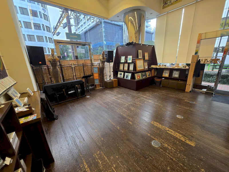 【新富町3分】ポップアップストアや展示会に最適な駅チカで視認性抜群の路面スペースの画像2
