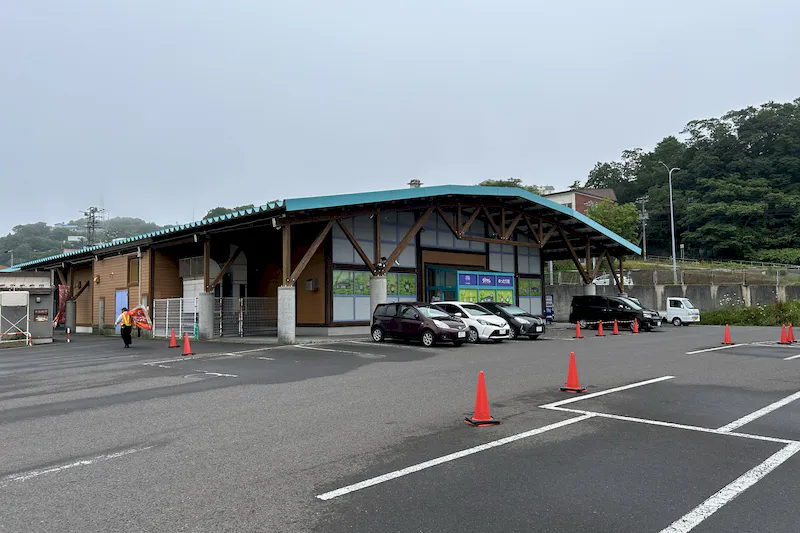 【ダイナム室蘭店ゆったり館｜割引キャンペーン実施中】キッチンカーやプロモーションに最適なアミューズメント施設のイベントスペース(店舗正面入口前駐車場）