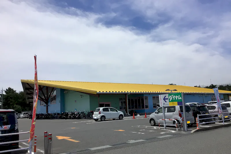 【ダイナム大阪貝塚店ゆったり館｜割引キャンペーン実施中】キッチンカーや各種プロモーションイベントに最適なアミューズメント施設のイベントスペース