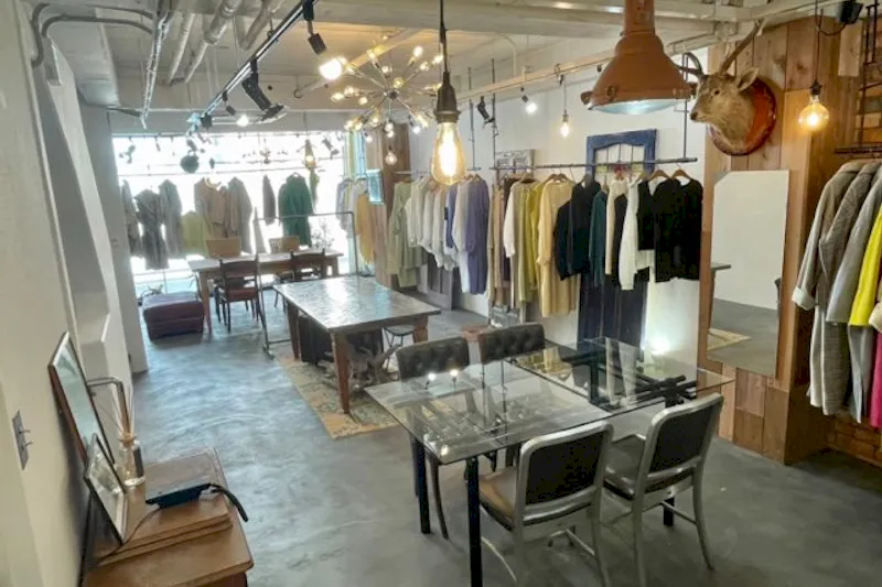 【心斎橋駅7分】アパレル系展示販売会やポップアップ等に最適なアクセス、設備環境が充実しているヴィンテージ調のイベントスペース