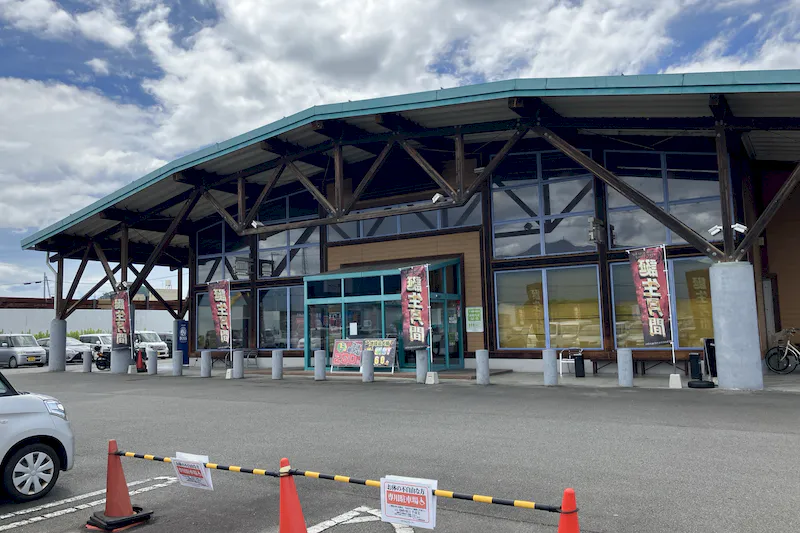 【ダイナム愛媛北条店ゆったり館｜割引キャンペーン実施中】キッチンカーや各種プロモーションに最適なアミューズメント施設のイベントスペース