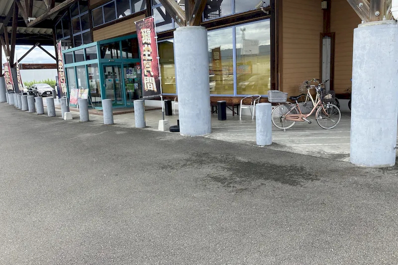 【ダイナム愛媛北条店ゆったり館｜割引キャンペーン実施中】キッチンカーや各種プロモーションに最適なアミューズメント施設のイベントスペース