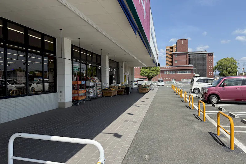 【ゆめマート 花瀬】屋外軒先　キッチンカーや販促プロモーションにおすすめな催事イベントスペース