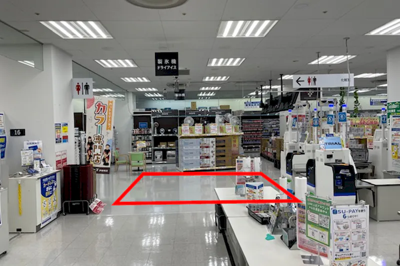 【メガセンタートライアル伊勢崎中央店】⑤食物販や出張販売に適した1階レジ奥スペース