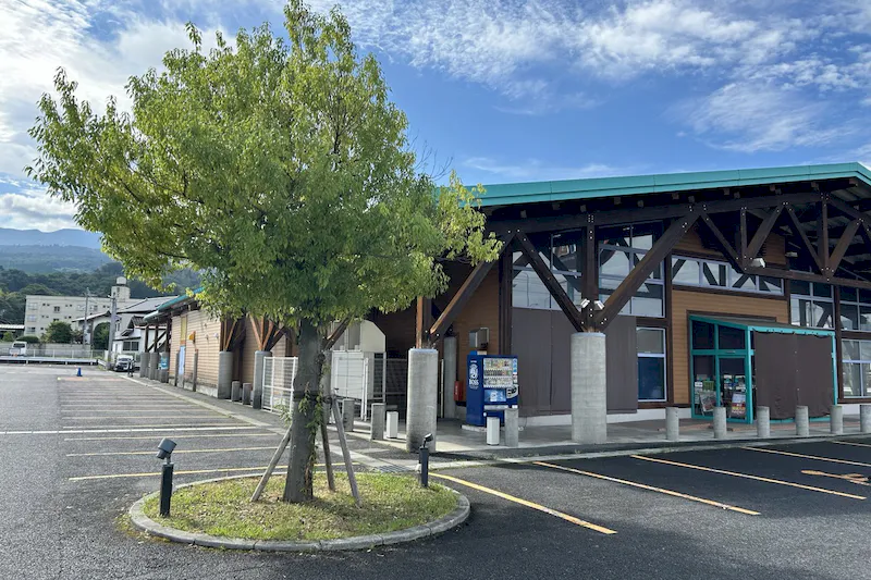 【ダイナム山形店｜割引キャンペーン実施中】キッチンカーや各種プロモーションイベントでの出店に最適なアミューズメント施設のイベントスペース（駐車場）