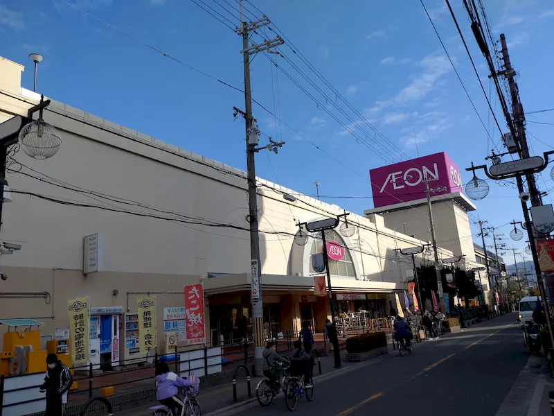 【イオン鴻池店】各種プロモーションや物販、食物販のポップアップストアに最適な専門店街入口前のイベントスペースの画像2