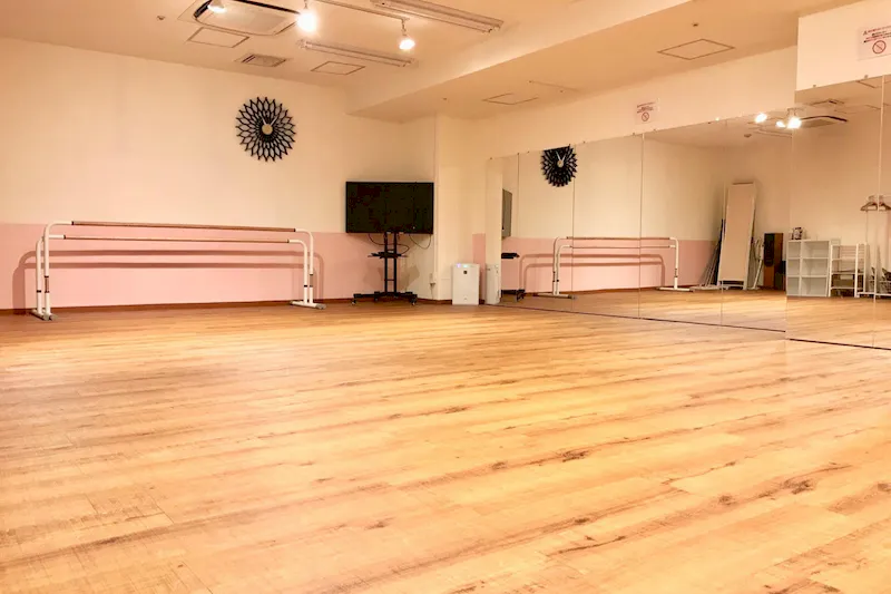 【関内駅3分】ダンス・イベント・ワークショップ・撮影向け、横浜の好立地ホール・スタジオスペース