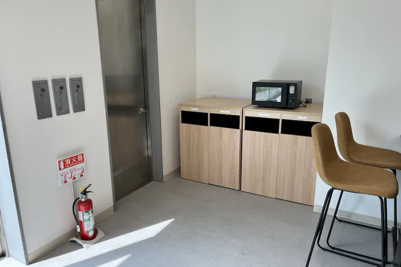 【古河駅2分】ポップアップカフェやワークショップ開催等に最適な清潔感のあるカフェ店内のレンタルスペース