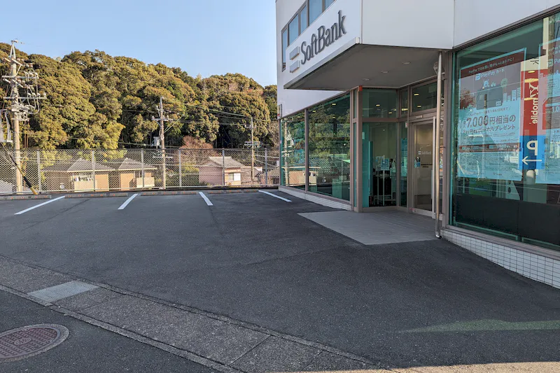 【曳馬駅10分】キッチンカーや屋外イベントに適した国道152号線沿いの視認性抜群のキャリアショップ前のイベントスペース