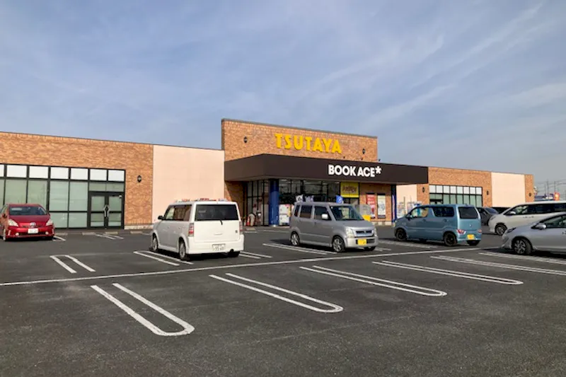 【ブックエース下館店】食物販やキッチンカー出店に最適な書店前のイベントスペース