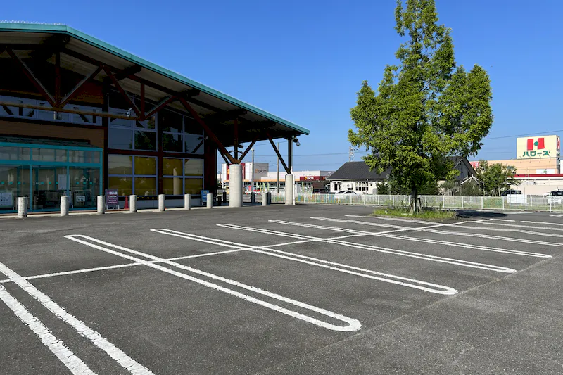 【ダイナム三木店｜割引キャンペーン実施中】キッチンカーに最適なアミューズメント施設のイベントスペース
