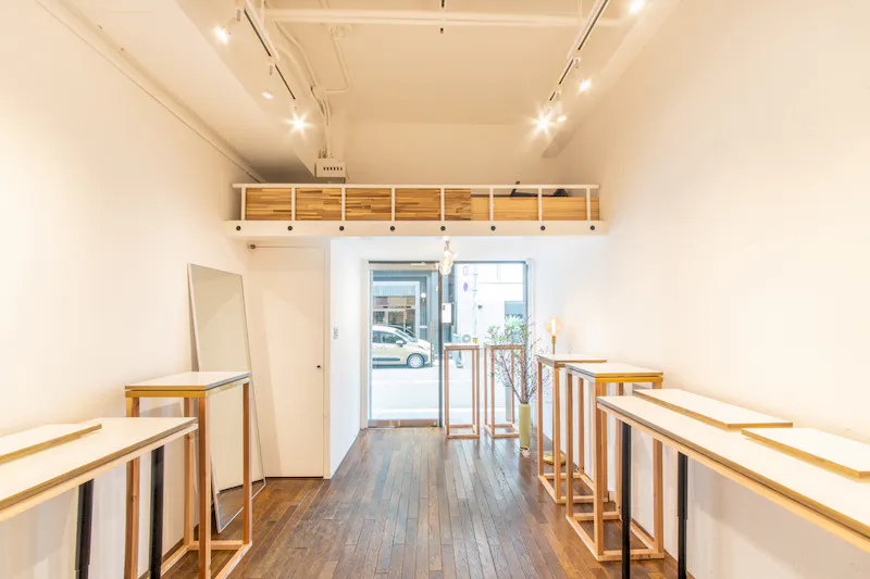 【心斎橋駅・本町駅5分】ポップアップストアや展示販売会、個展・グループ展等のアート展示に最適な路面店・ギャラリースペース