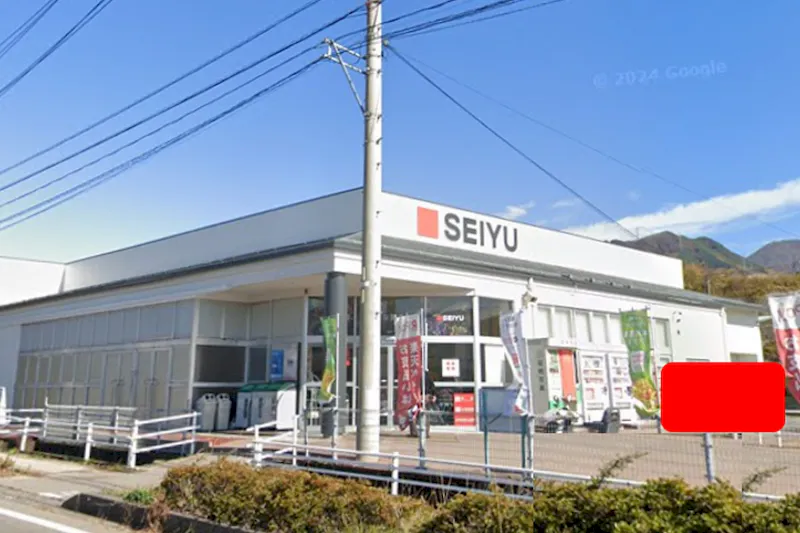 【西友　真田店】外区画 入口付近 (屋根なし)　キッチンカーや移動販売など、物販・食物販のポップアップストアに最適なスーパー店外催事イベントスペース