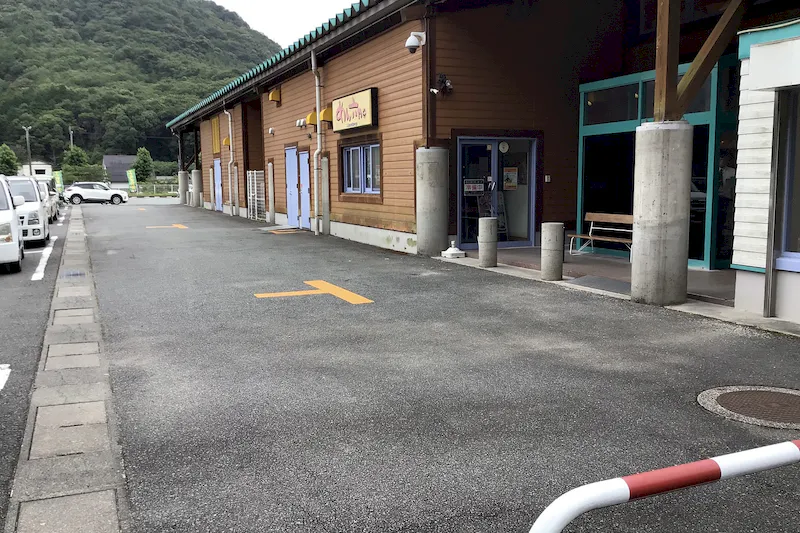 【ダイナム山口店ゆったり館｜割引キャンペーン実施中】キッチンカーやプロモーション等に最適なアミューズメント施設のイベントスペース