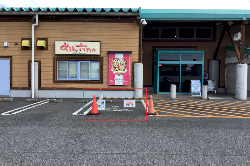 【ダイナム群馬群馬町店ゆったり館｜割引キャンペーン実施中】キッチンカー出店に最適なアミューズメント施設のイベントスペース