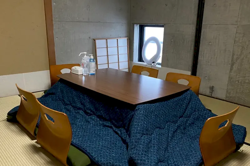 【恵比寿駅5分】展示会やポップアップ、撮影などに適したスタイリッシュな打放しの建物の中にあるイベントスペース